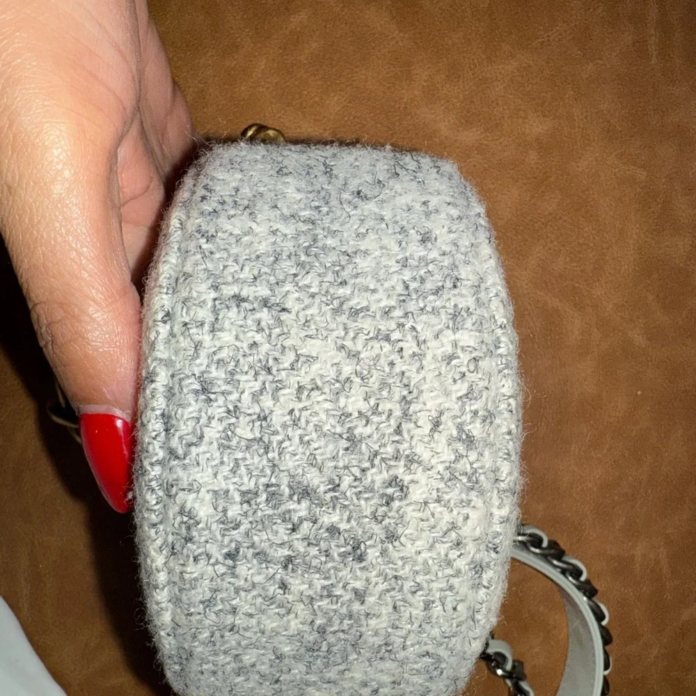 Chanel 19 Gray Tweed & Wool Round Shoulder Bag NWOT Full Inclusion
